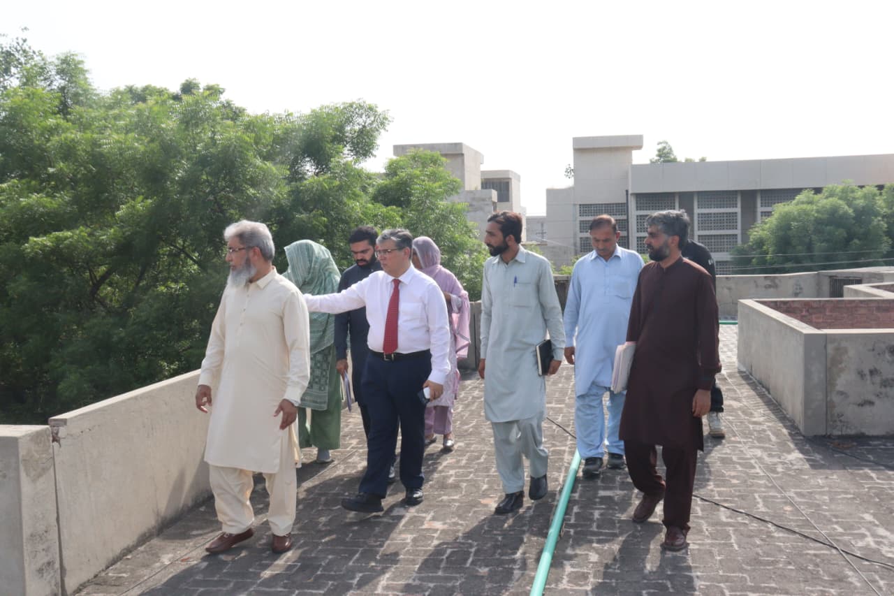 Vice Chancellor Visits Girls' Hostels at FMU